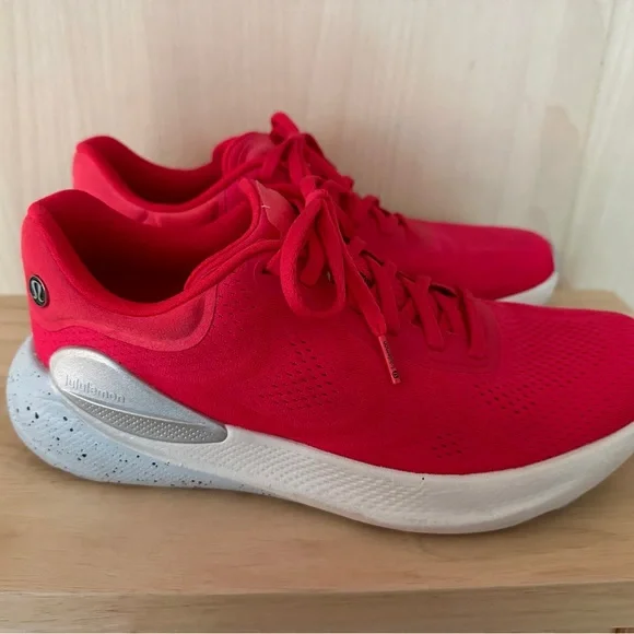 Lululemon Womens Beyondfeel Running Shoe - Picture 9 of 12